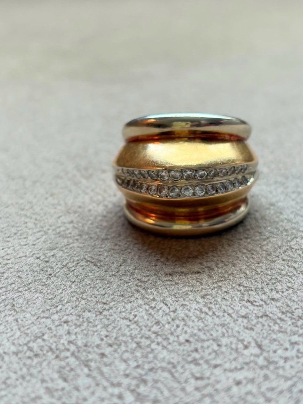 Solid white and yellow gold vintage Italian two tone ring